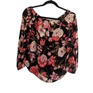 Billabong Floral Size M